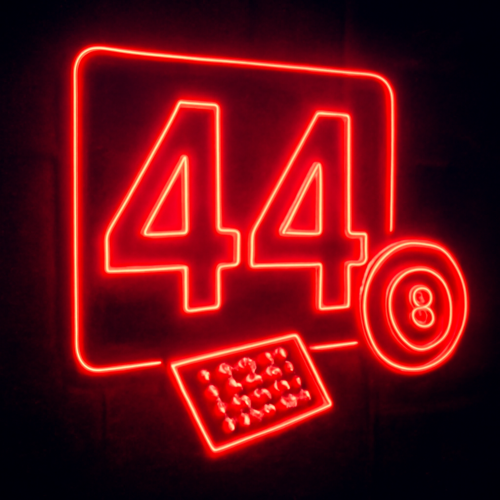 Icon representing 44 Lottery features overview.